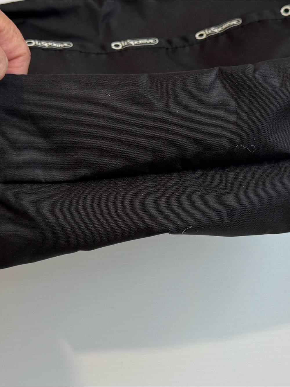 LeSportsac Rip Stop  Black Crossbody Shoulder Bag - Picture 10 of 14